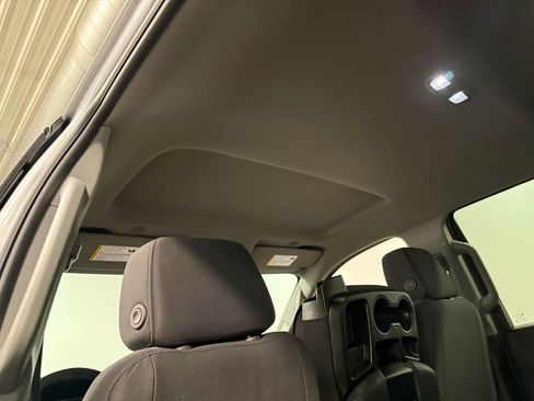 Used 2025 Chevrolet Silverado 2500 LT w/ Convenience Package image 52