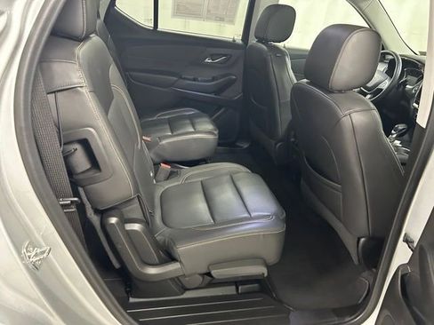 Used 2021 Chevrolet Traverse Premier w/ Redline Edition image 14
