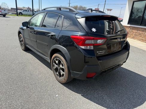 Used 2020 Subaru Crosstrek 2.0i Premium w/ Moonroof Package 2 image 6