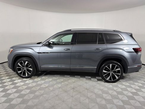 Used 2024 Volkswagen Atlas SEL Premium R-Line AWD/4WD image 8