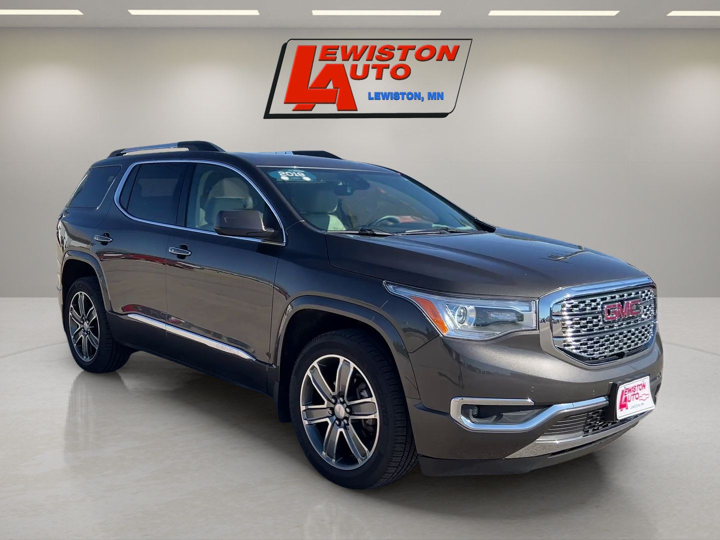 Certified 2019 GMC Acadia Denali w/ Technology Package AWD/4WD image 7