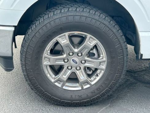 Used 2022 Ford F150 XLT w/ Equipment Group 302A High AWD/4WD image 13