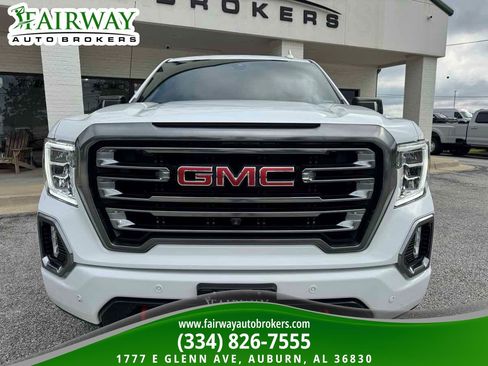 Used 2021 GMC Sierra 1500 AT4 w/ AT4 Premium Package AWD/4WD image 3