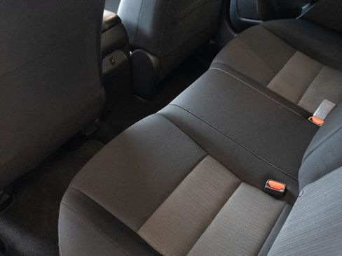 Used 2025 Nissan Sentra SV FWD image 17