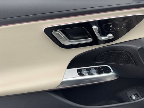 Used 2025 Mercedes-Benz E 350 Sedan w/ Winter Package image 43