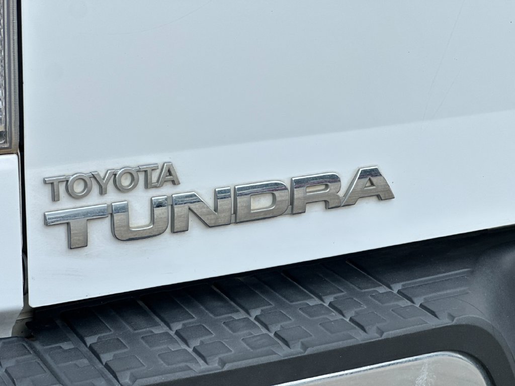 Used 2011 Toyota Tundra Limited w/ Memory Pkg AWD/4WD image 25