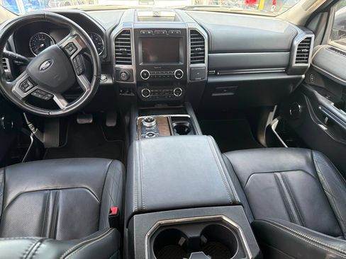 Used 2019 Ford Expedition Platinum AWD/4WD image 10