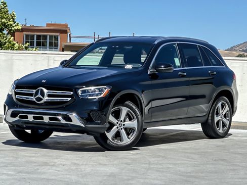 Used 2022 Mercedes-Benz GLC 300 4MATIC image 1