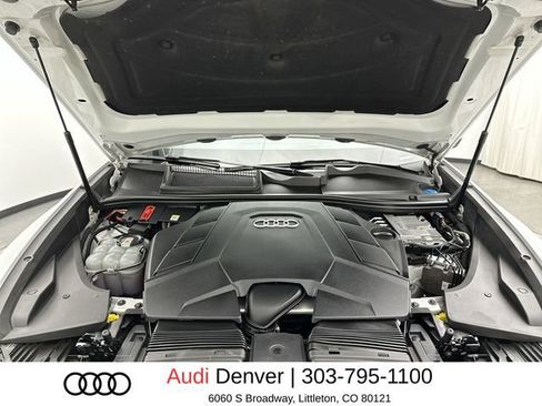 Used 2019 Audi Q8 Premium Plus w/ Premium Plus AWD/4WD image 26