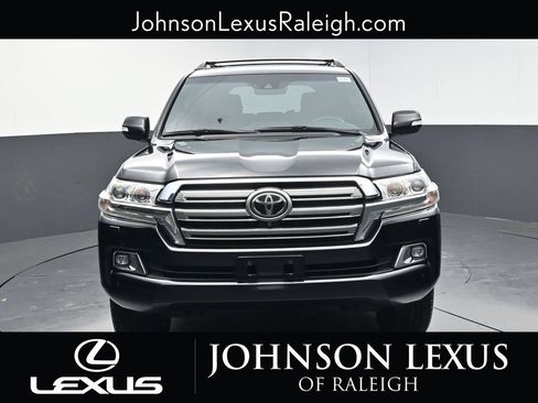 Used 2016 Toyota Land Cruiser AWD/4WD image 4