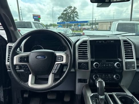Used 2015 Ford F150 Lariat w/ Equipment Group 502A Luxury AWD/4WD image 15