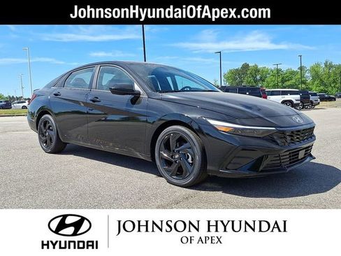 New 2026 Hyundai Elantra SEL Sport Premium FWD image 1