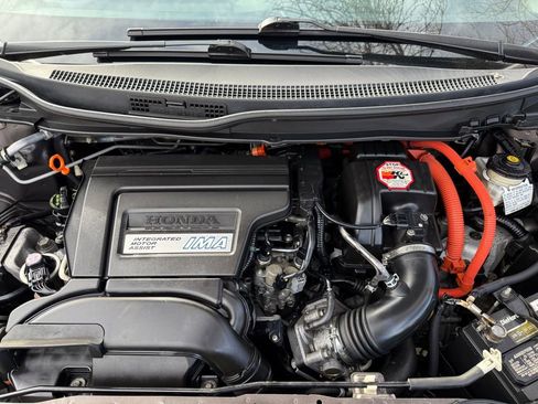 Used 2013 Honda Civic Hybrid Sedan image 9