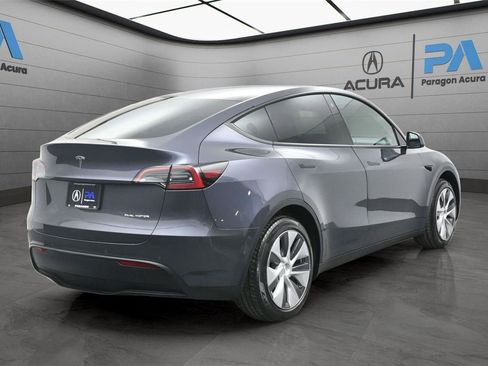 Used 2023 Tesla Model Y Long Range image 22