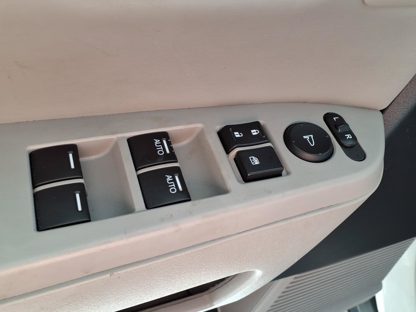 Used 2015 Honda Pilot Touring image 6