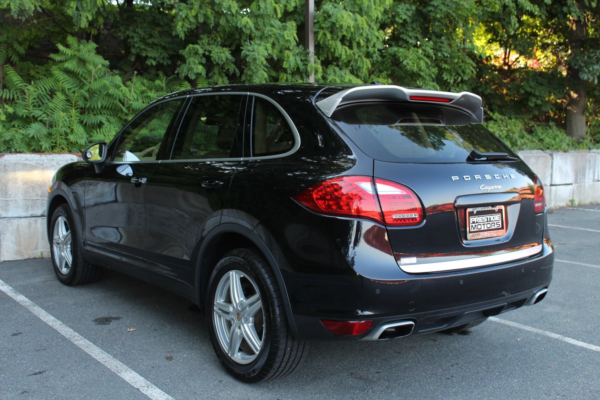 Used 2014 Porsche Cayenne AWD/4WD image 7