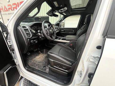 Used 2025 RAM 2500 Laramie w/ Sport Appearance Package image 11