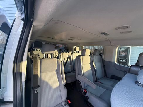 Used 2015 Ford Transit 350 XLT image 20