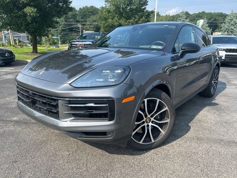 Used 2024 Porsche Cayenne Coupe AWD/4WD image 5