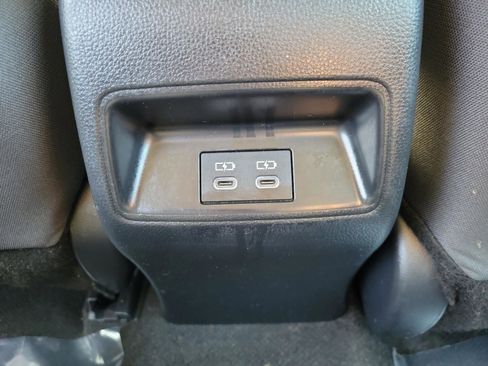 Used 2024 Toyota Corolla LE image 10