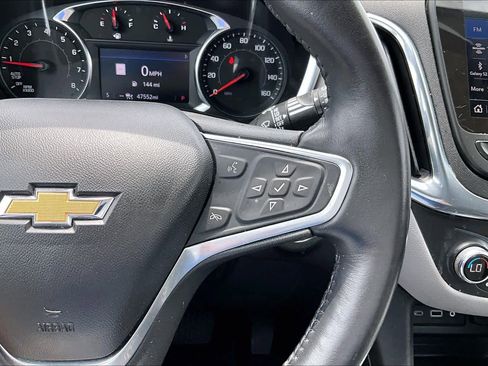 Used 2022 Chevrolet Equinox LT FWD image 25