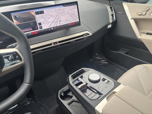 Used 2026 BMW iX xDrive45 image 14