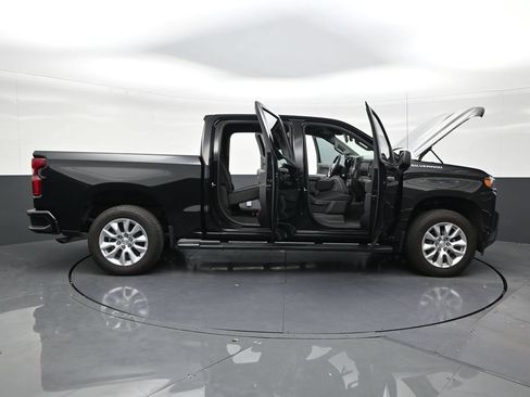 Used 2021 Chevrolet Silverado 1500 Custom RWD image 31