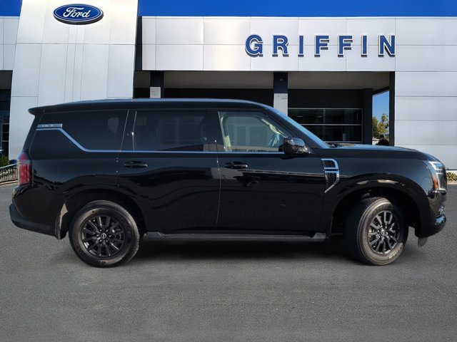 Used 2025 Nissan Armada SV RWD image 3