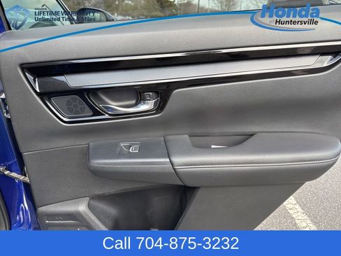 Used 2024 Honda CR-V EX-L image 18