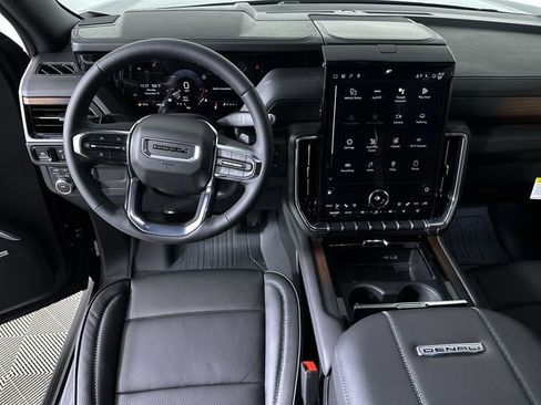 New 2026 GMC Yukon Denali w/ Sun & Power Step Package AWD/4WD image 22