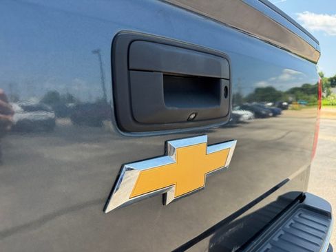 Used 2019 Chevrolet Silverado 2500 LT w/ LT Convenience Package AWD/4WD image 23