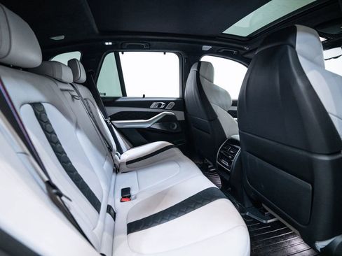 Used 2021 BMW X5 M image 49
