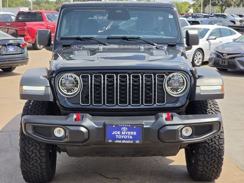 Used 2026 Jeep Wrangler Unlimited Rubicon AWD/4WD image 3