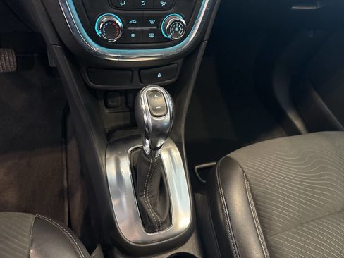 Used 2014 Buick Encore FWD image 28