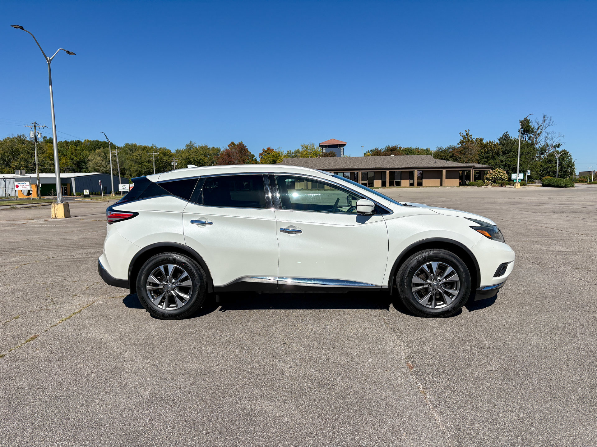 Used 2018 Nissan Murano SL AWD/4WD image 9