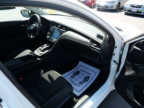 Used 2019 Honda Insight EX image 15