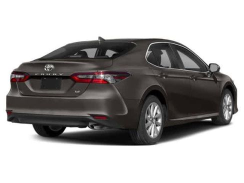 Used 2021 Toyota Camry LE AWD/4WD image 2