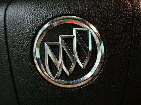 Used 2016 Buick Cascada Premium image 43