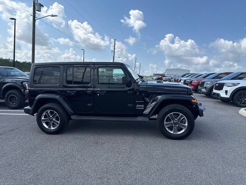 Used 2021 Jeep Wrangler Unlimited Sahara AWD/4WD image 1
