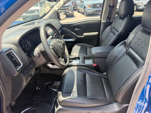 Used 2024 Nissan Frontier SL w/ Technology Package RWD image 32