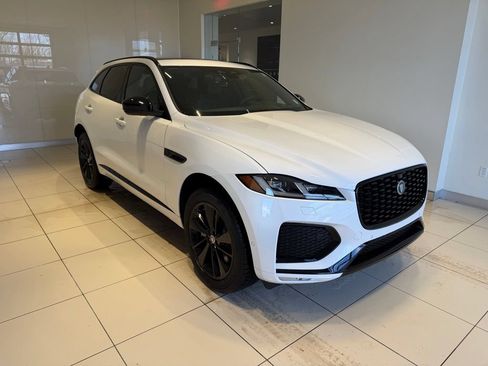 New 2026 Jaguar F-PACE R-Dynamic S AWD/4WD image 2