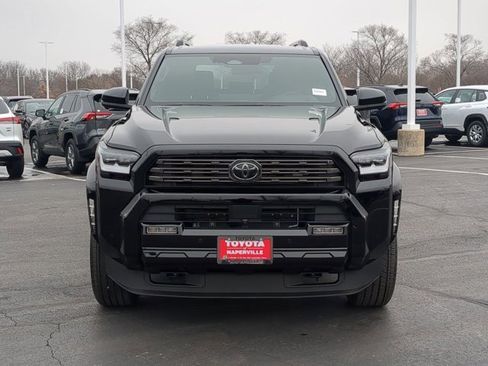 Used 2025 Toyota 4Runner 4WD image 4