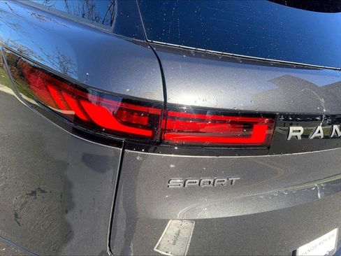 New 2025 Land Rover Range Rover Sport SE image 14