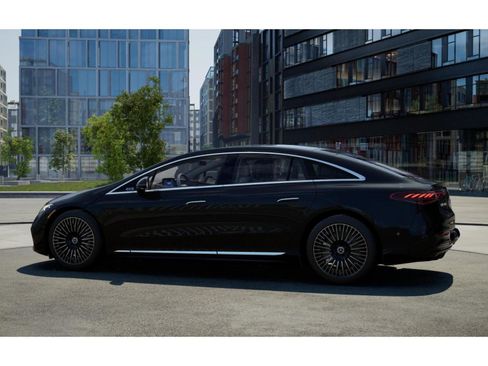 Used 2023 Mercedes-Benz EQS 450+ Sedan image 34