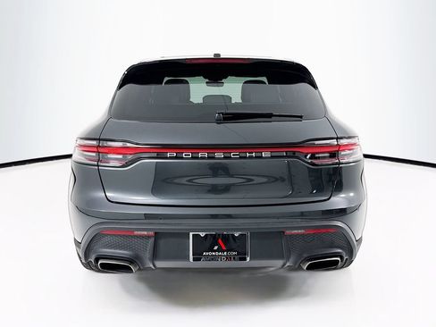 Certified 2025 Porsche Macan AWD/4WD image 10