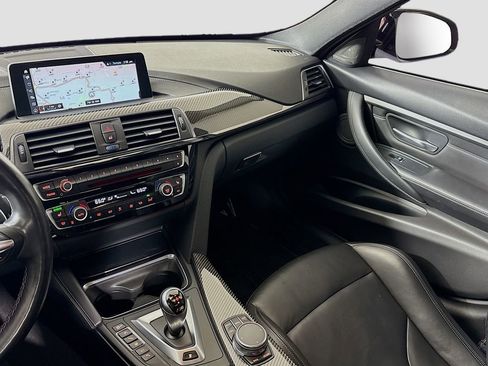 Used 2018 BMW M3 image 27