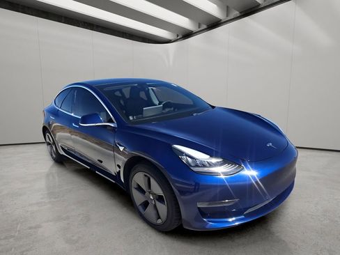 Used 2019 Tesla Model 3 Standard Range Plus image 7