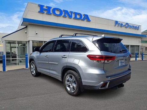 Used 2017 Toyota Highlander Limited w/ Protection Package #3 AWD/4WD image 7