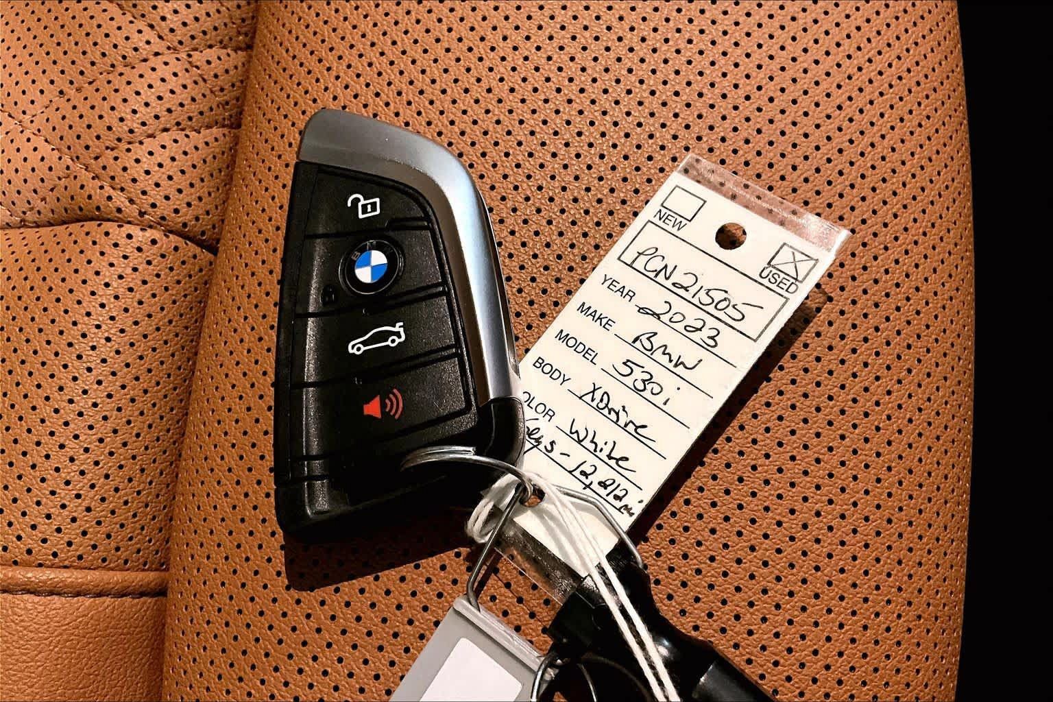 Used 2023 BMW 530i xDrive w/ Premium Package AWD/4WD image 14