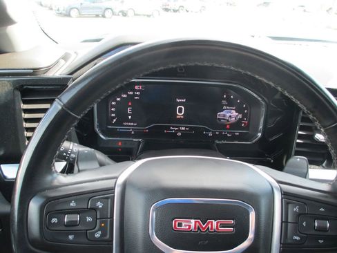 Used 2024 GMC Sierra 1500 SLT w/ SLT Premium Plus Package image 33